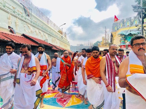 H.H Shri Swamiji's visit to Shri Vari Temple, Tirumala